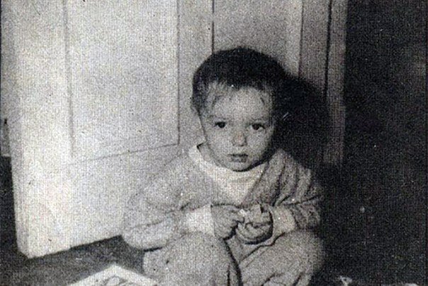 Костя в детстве
