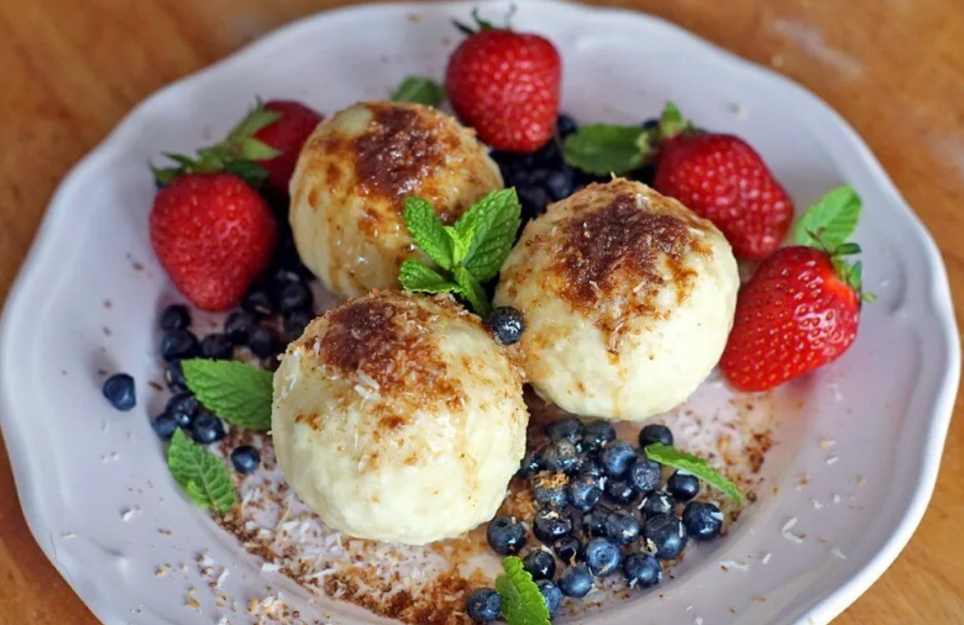 Вкусняшку можно украсить таким образом.