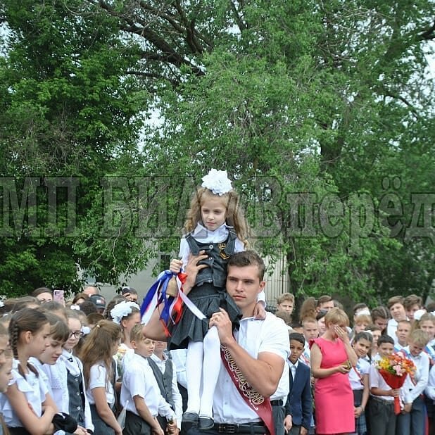 Наверно,это мечта каждой девочки, дать тот самый последний звонок 🎊Катерина 