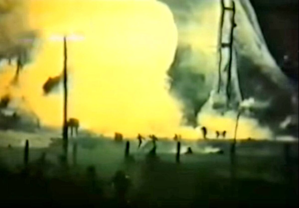 взрыв ракеты на космодроме плесецк в 1980. 1б плесецк. катастрофа на космодроме плесецк. катастрофа на космодроме. пуск союза плесецк.