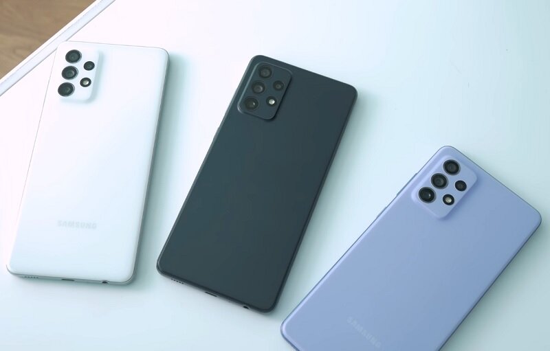 3 варианта расцветок A72: белый, черный, голубой. Скрин: YouTube-канал ELDORADO