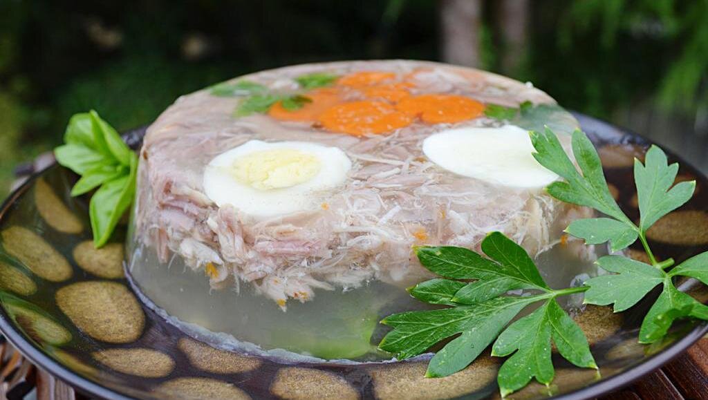 Холодец с курицей. Диетический холодец. Холодец из индюшатины. Холодец из индейки и курицы. Студень из индейки рецепт.