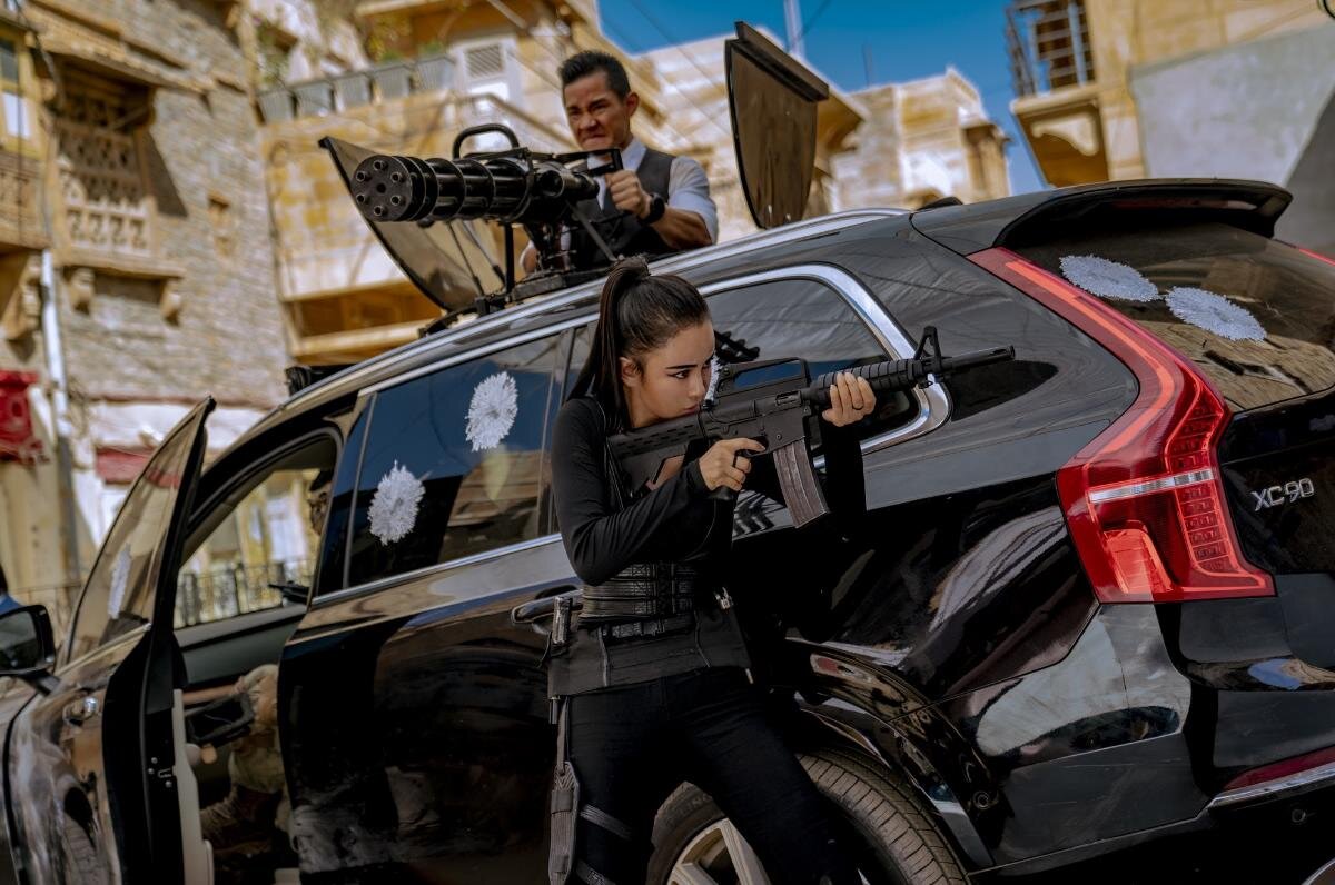 Кадр из китайского фильма 2020 года «Авангард: Арктические волки».