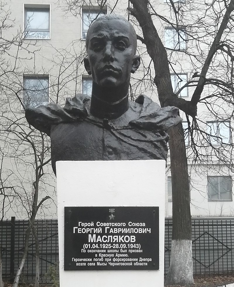 фото - https://yandex.ru/images/search?cbird=5&rpt=imageview&redircnt=1618314964.1&url=https%3A%2F%2Favatars.mds.yandex.net%2Fget-images-cbir%2F4576503%2FC3d7B_E1IalGZZWoz9XYTg6895%2Forig&cbir_id=4576503%2FC3d7B_E1IalGZZWoz9XYTg6895