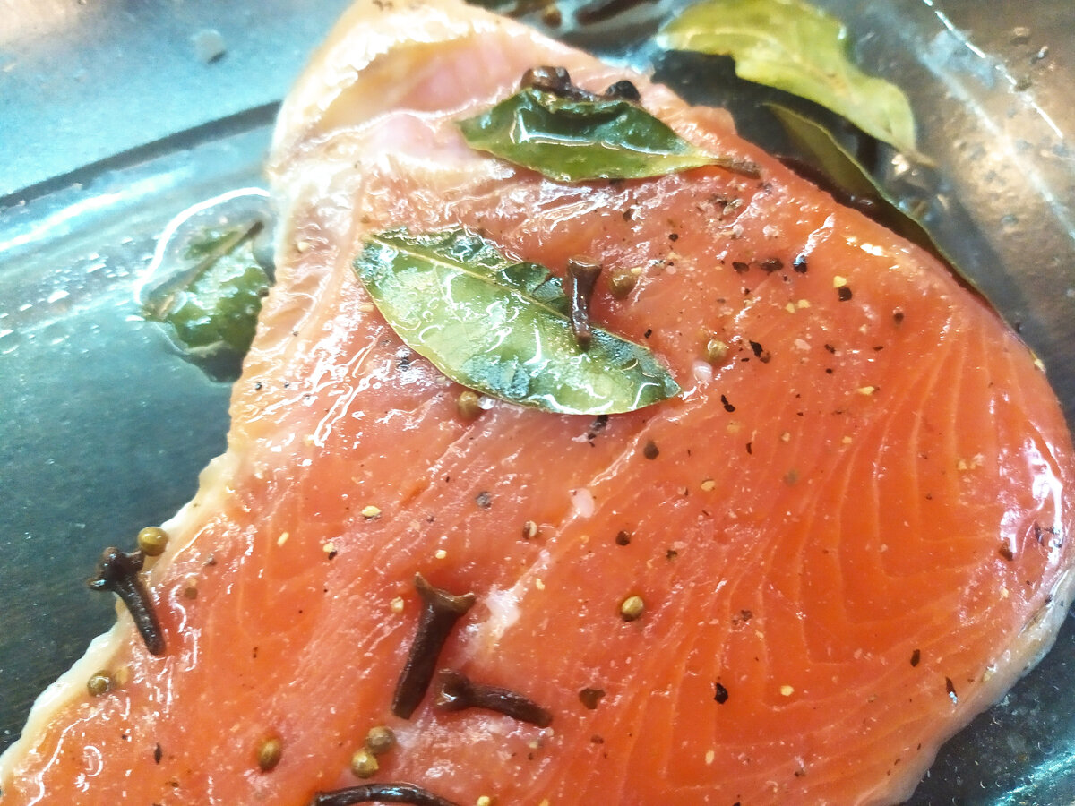 Посолить форель дома вкусно и быстро слабосоленую. Посолить форель дома вкусно и быстро слабосоленую