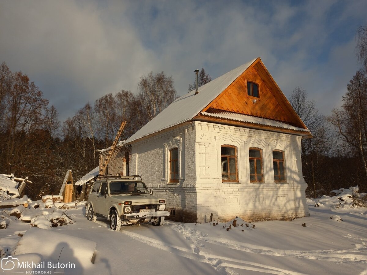 Почему мы восстанавливаем старинный дом прадеда, а не снесли его и не  построили новый? | Вятский Хутор | Дзен