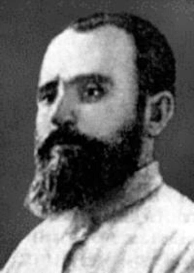 Георгий Александрович Атарбеков. Источник фото: https://bolivar1958ds.mirtesen.ru/blog/43133626894/Ulitsyi-imeni-palachey-i-stukachey?utm_referrer=mirtesen.ru