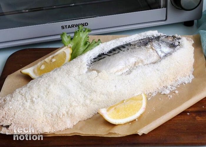 Скумбрия запечённая в соли / Изображение: дзен-канал technotion