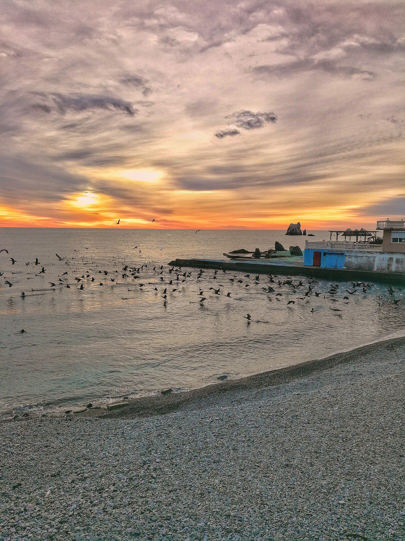 Евпатория море. Черное море Евпатория. Море Евпатория набережная. Симферопольская море Евпатория. Евпаторийская бухта пляж.