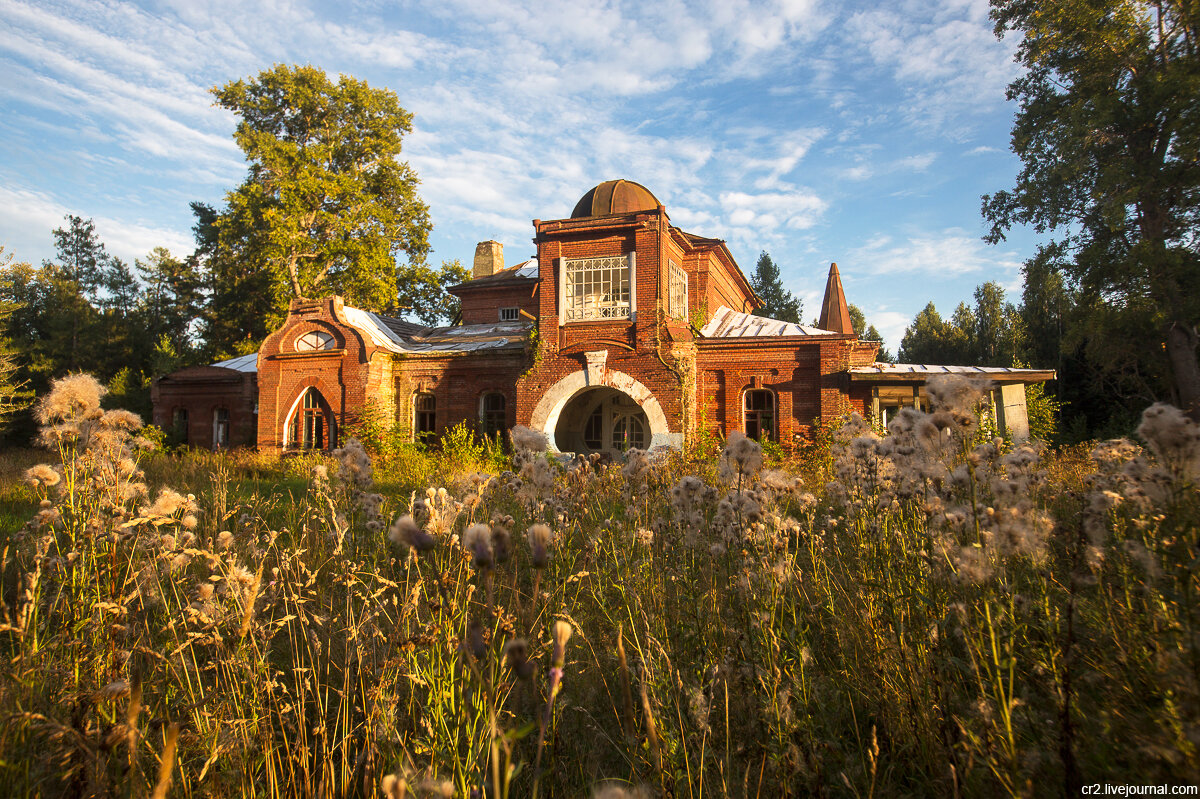 Заброшенная усадьба Матренино, главный дом. Нелидовский городской округ, Тверская область 