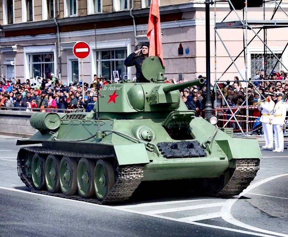 участие легенды в параде посвященному в честь победы в Великой Отечественной войне во Владивостоке