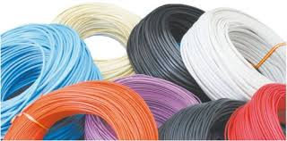 Провод монтажный используется для соединения различных элементов радиотехнического изделия в одно целое. Этот кабель может быть гибкий многопроволочный и негибкий однопроволочный. Маркировка данного изделия производится по следующему порядку: количество жил, марка, класс жилы, сечение и напряжение. 