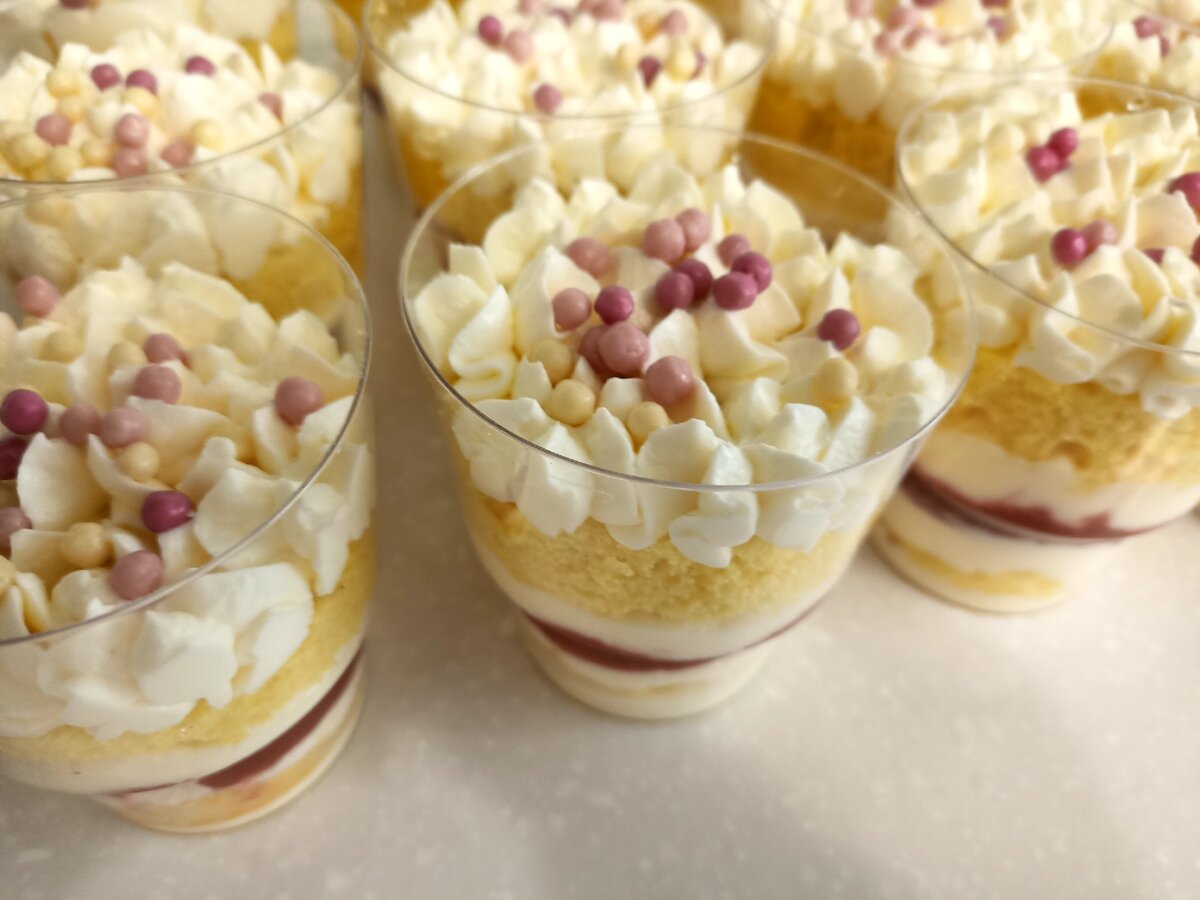 Трайфл Ваниль-Клубника