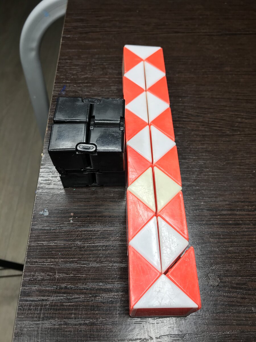 Игрушки из тяжелых 90-х.
