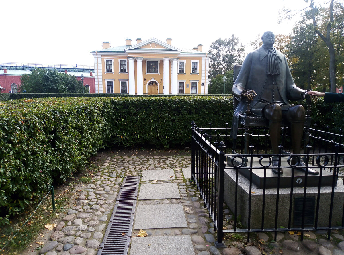 Памятники петропавловской крепости