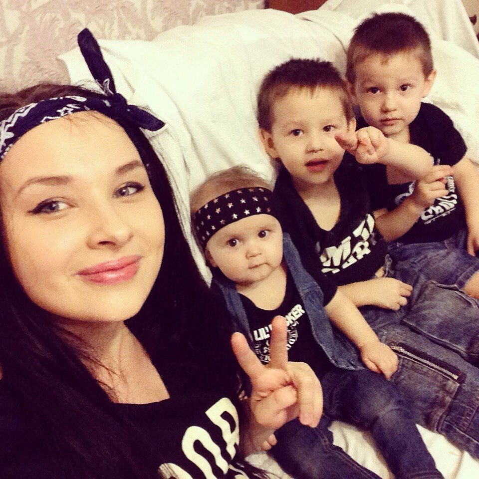 Мама в кубе дзен. Многодетная мама ютуб.