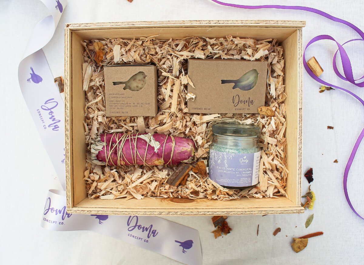 Каждый год я готовлю подарочные комплекты из продуктов ручной работы, и они всегда пользуются огромным успехом!