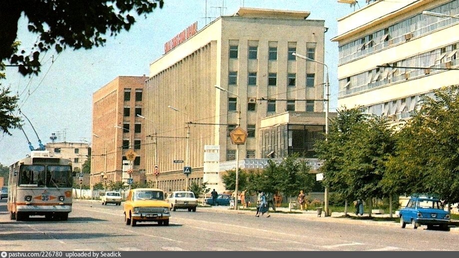 Грозный, проспект Орджоникидзе, конец 70-х годов.