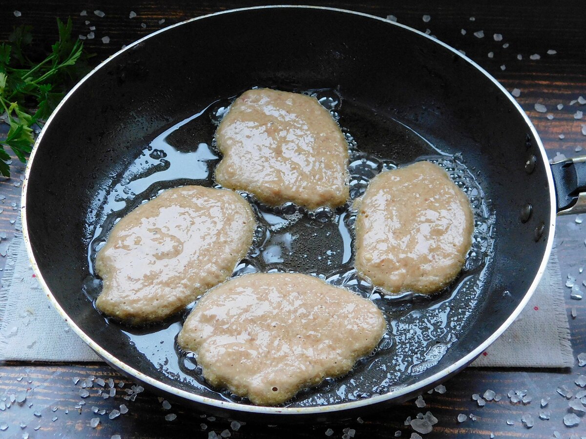 Печеночные оладьи: блюдо для любителей полезной и вкусной еды | Еда на  каждый день | Дзен