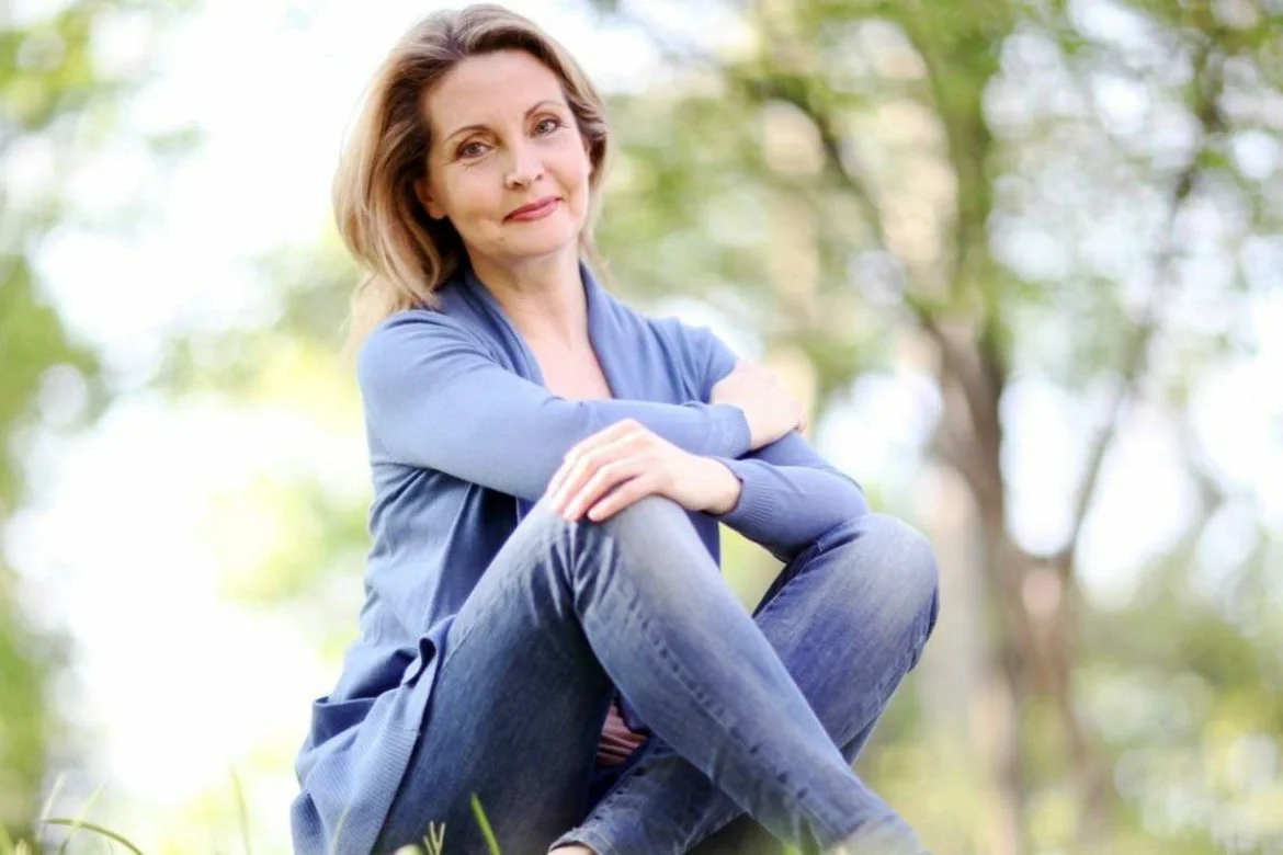 Прогноз для женщин. Женщина среднего возраста. Zhenshiny. Женщина 40 лет. Женўина