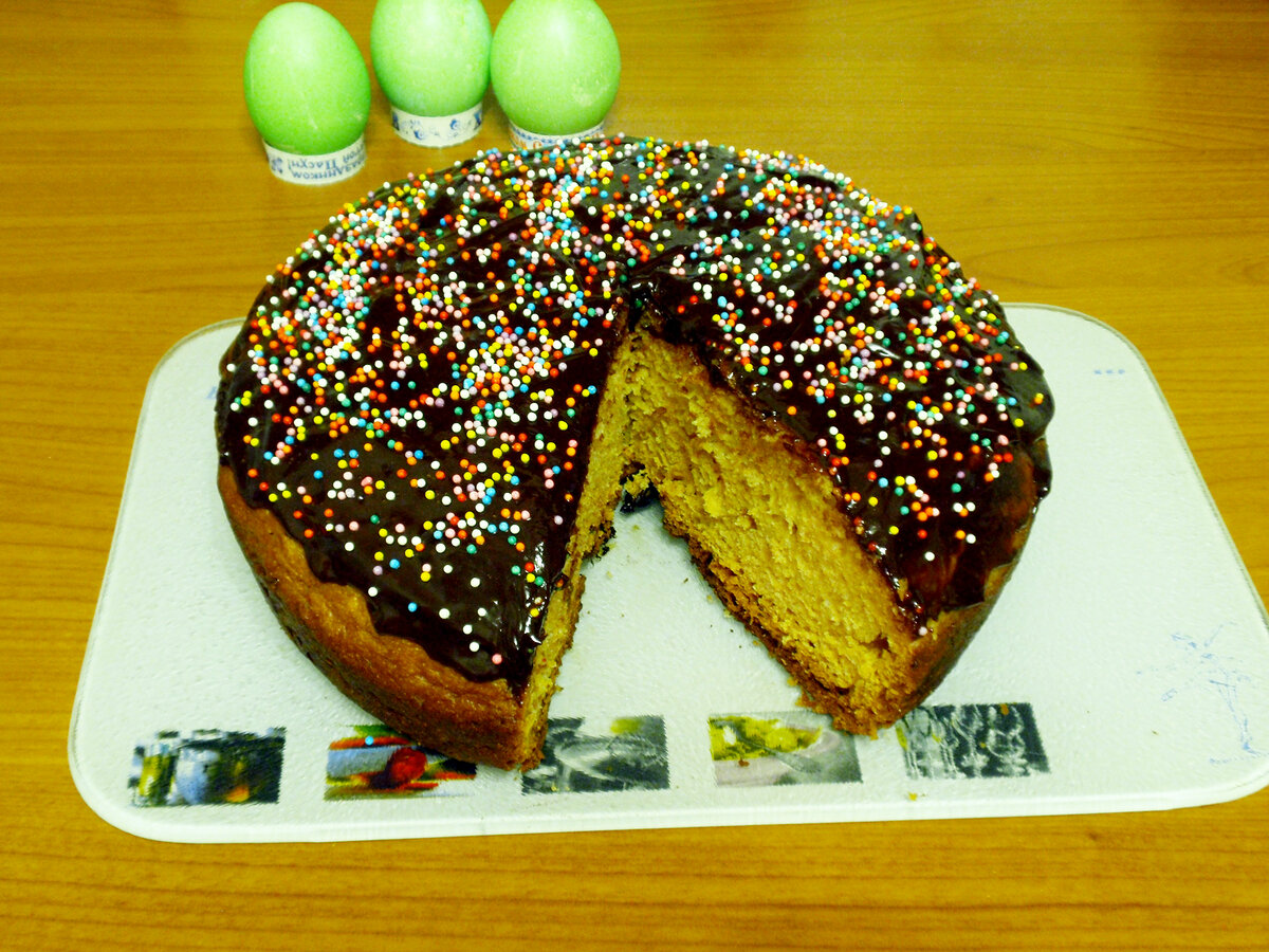 Пасхальный кулич в мультиварке с шоколадной глазурью