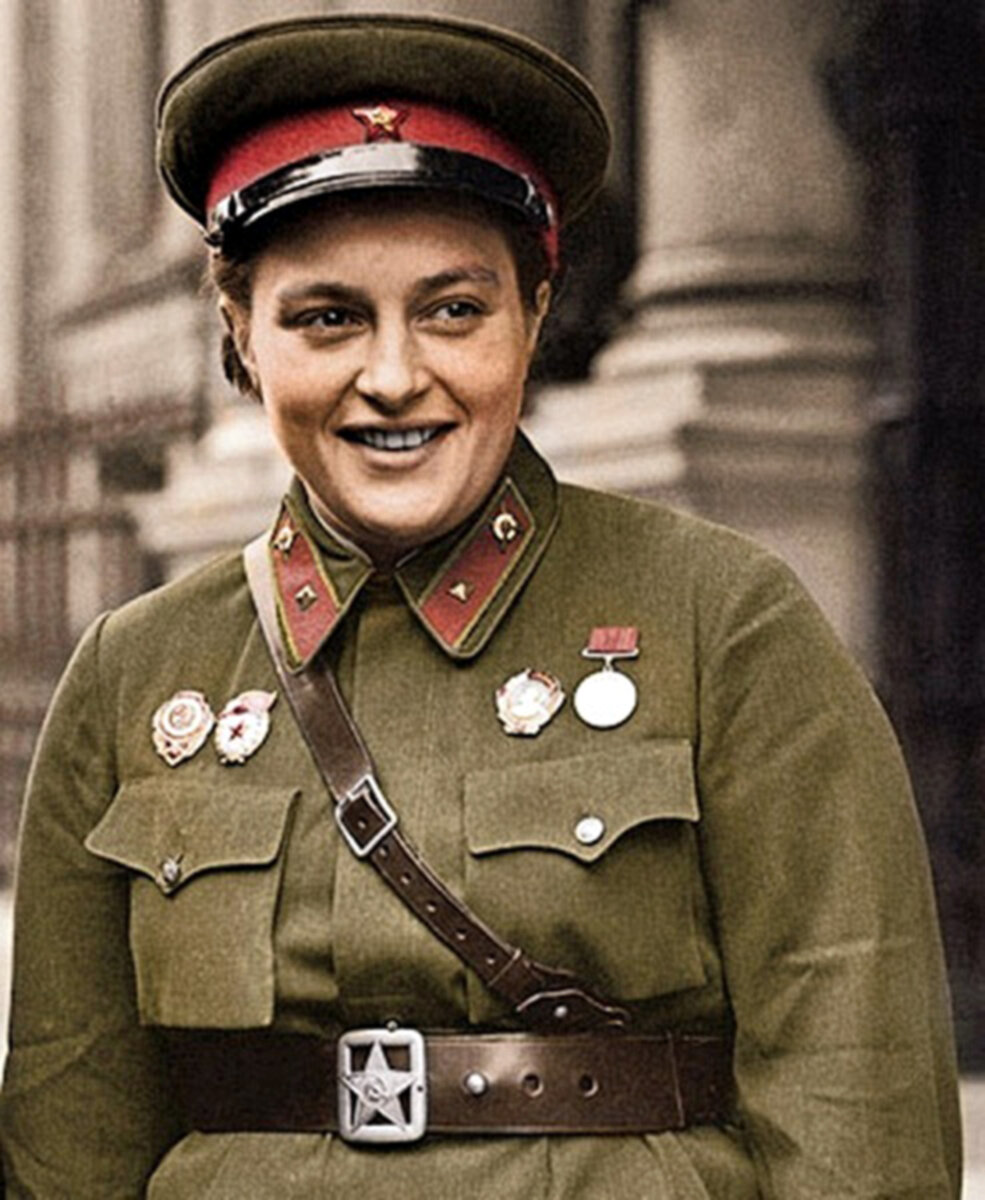 Снайпер Людмила Павличенко герой Советского Союза