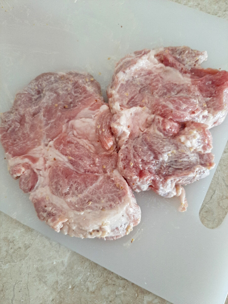 Вот такого размера стейки идеально подойдут, они быстро готовятся и их легко есть.