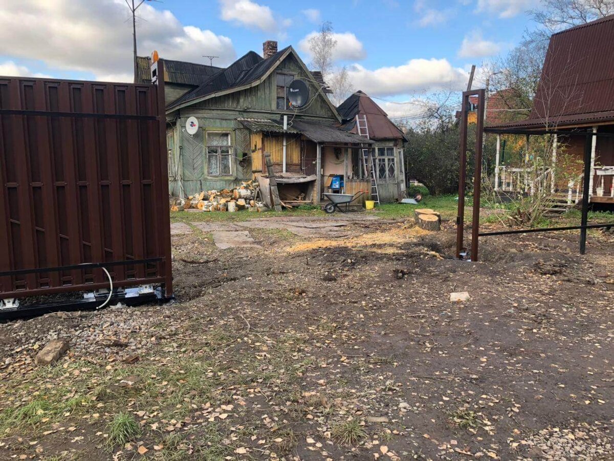 Откатные ворота на сваях