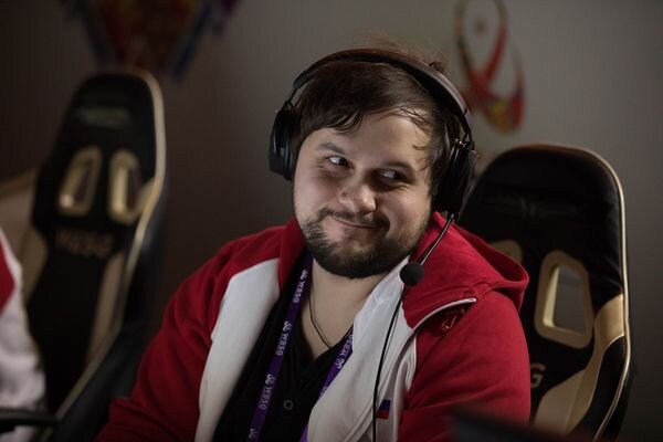 Дмитрий hooch Богданов