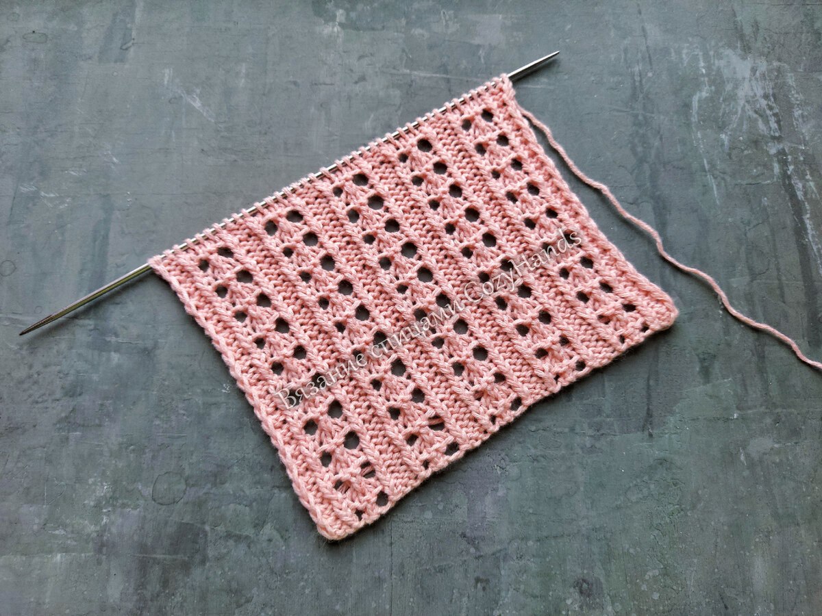 Простой и легкий ажурный узор спицами