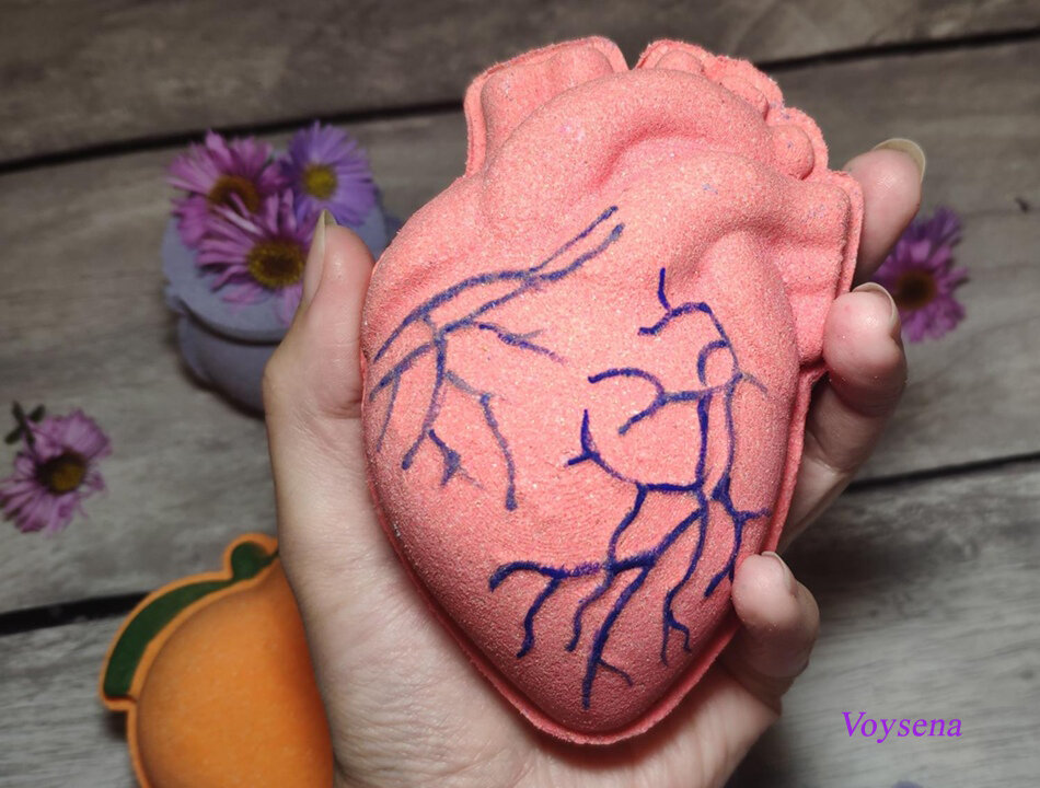 Бомба "анатомическое сердце"