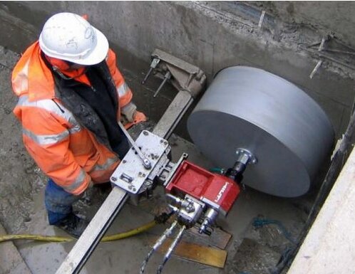 Бурение отверстий большого диаметра, фото от наших партнеров