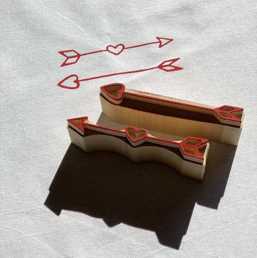 Деревянные штампы - стрелы любви