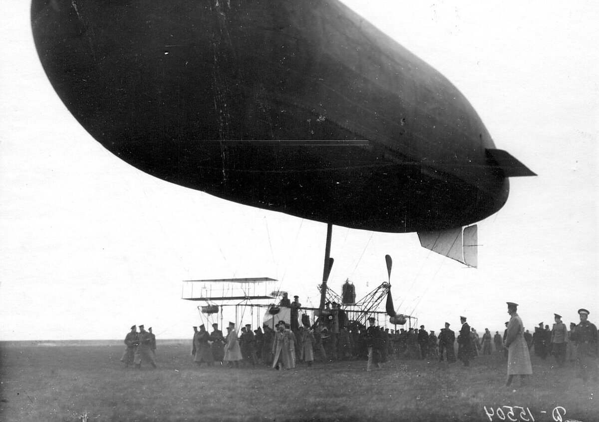 Всероссийский праздник воздухоплавания 1910 первый. 1910 Дирижабль. Дирижабли Российской империи. Дирижабль 1910 года.