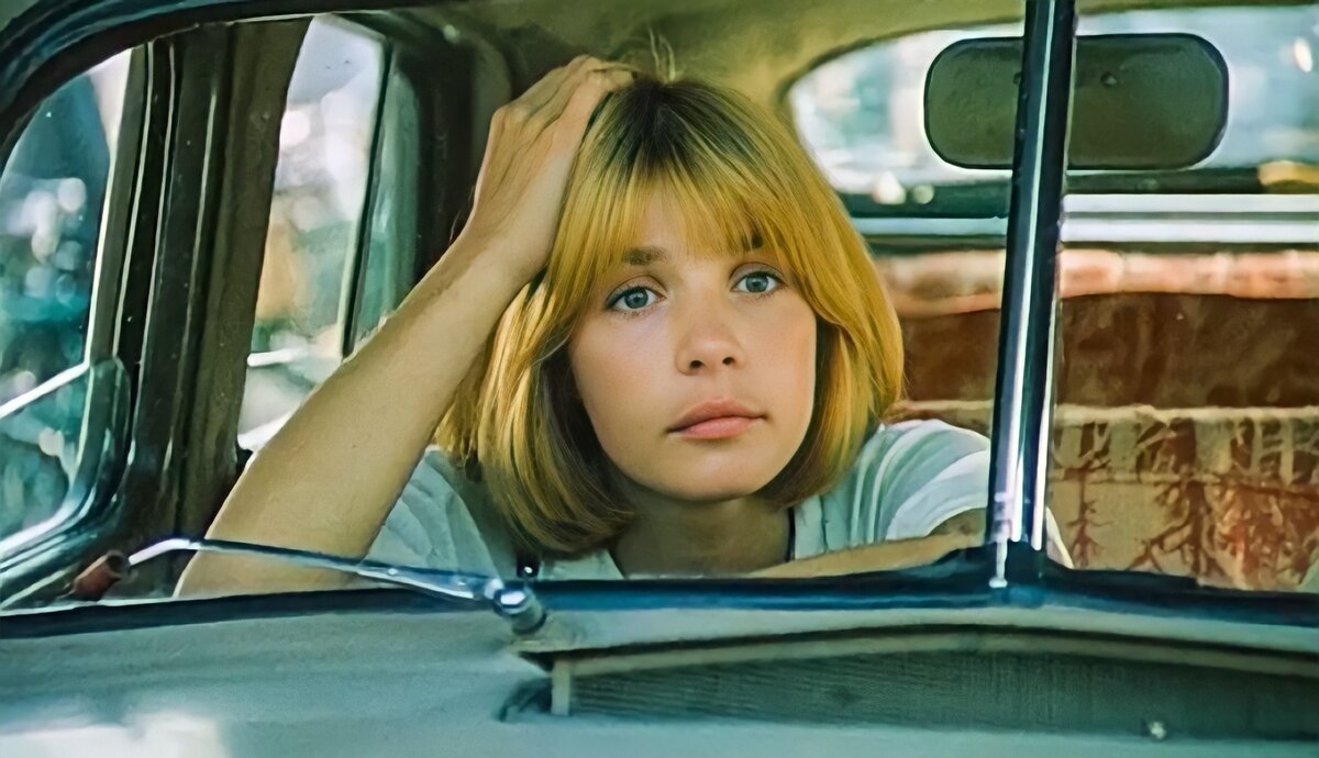 Кадр из фильма "Выйти замуж за капитана", 1985 год, режиссер Виталий Мельников
