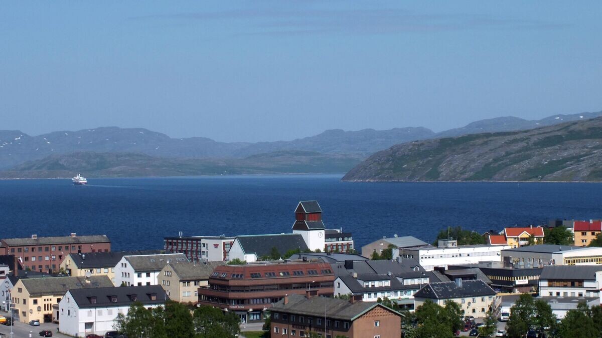    Вид города КиркенесCC BY-SA 3.0 / Bair175 / View of Kirkenes