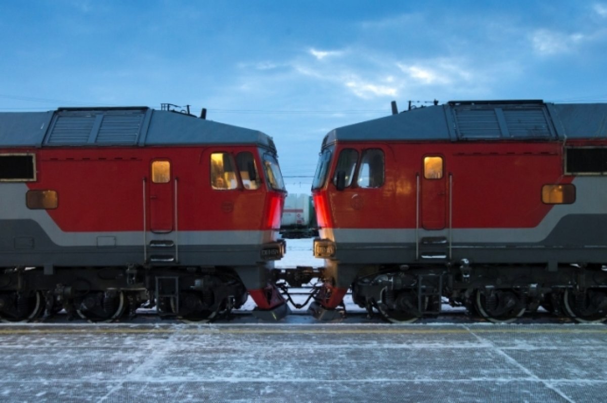    8 локомотивов СвЖД будут носить имена выдающихся железнодорожников