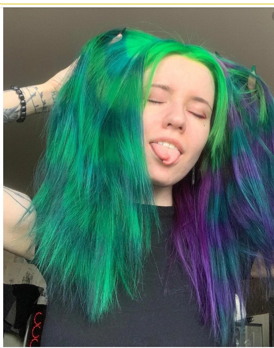 То ли самовыражение, то ли у.....?