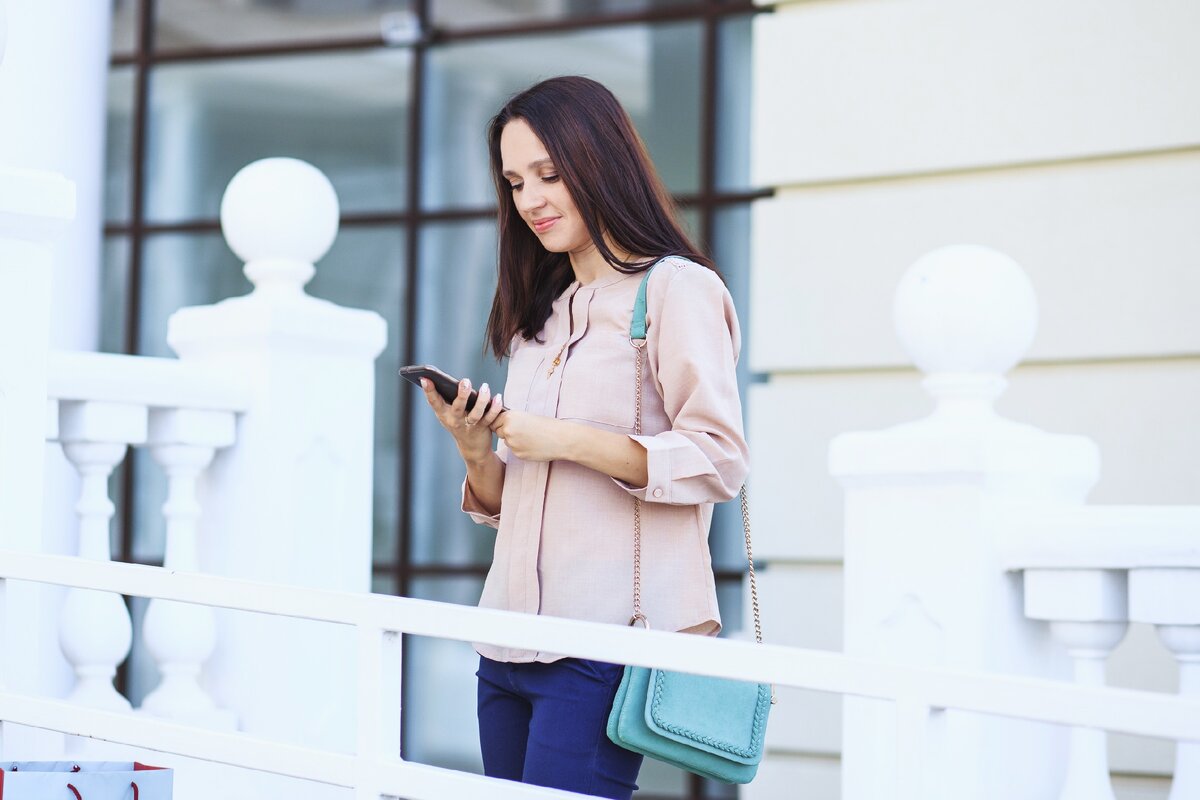  Анастасия Толмачева, Графический дизайнер, фрилансер.