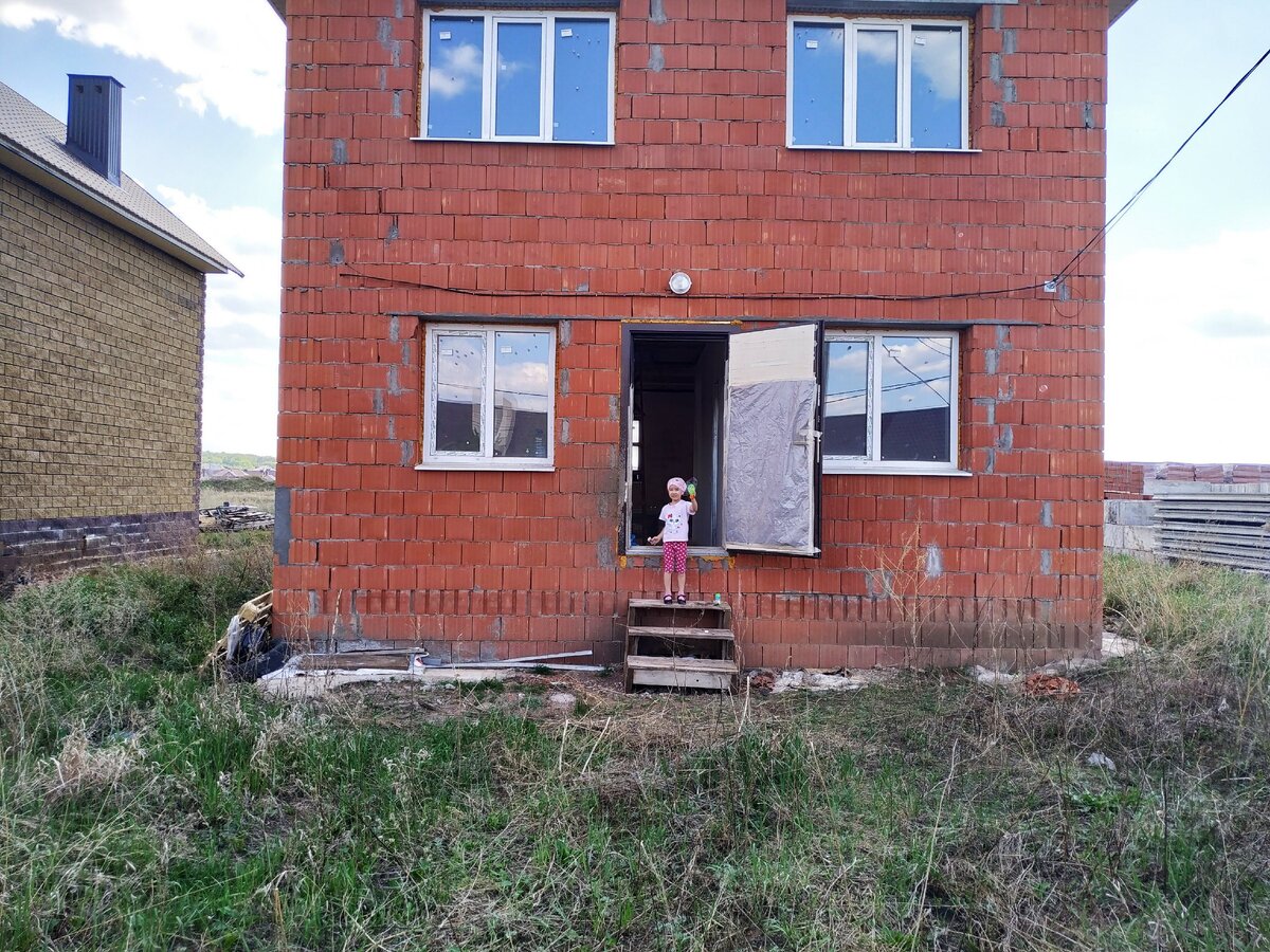 Заехали в такой дом - ужас. Август 2019.