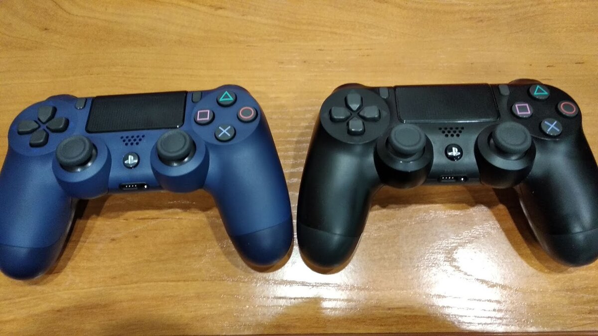 Ради совместной игры пришлось раскошелиться ещё и на второй геймпад