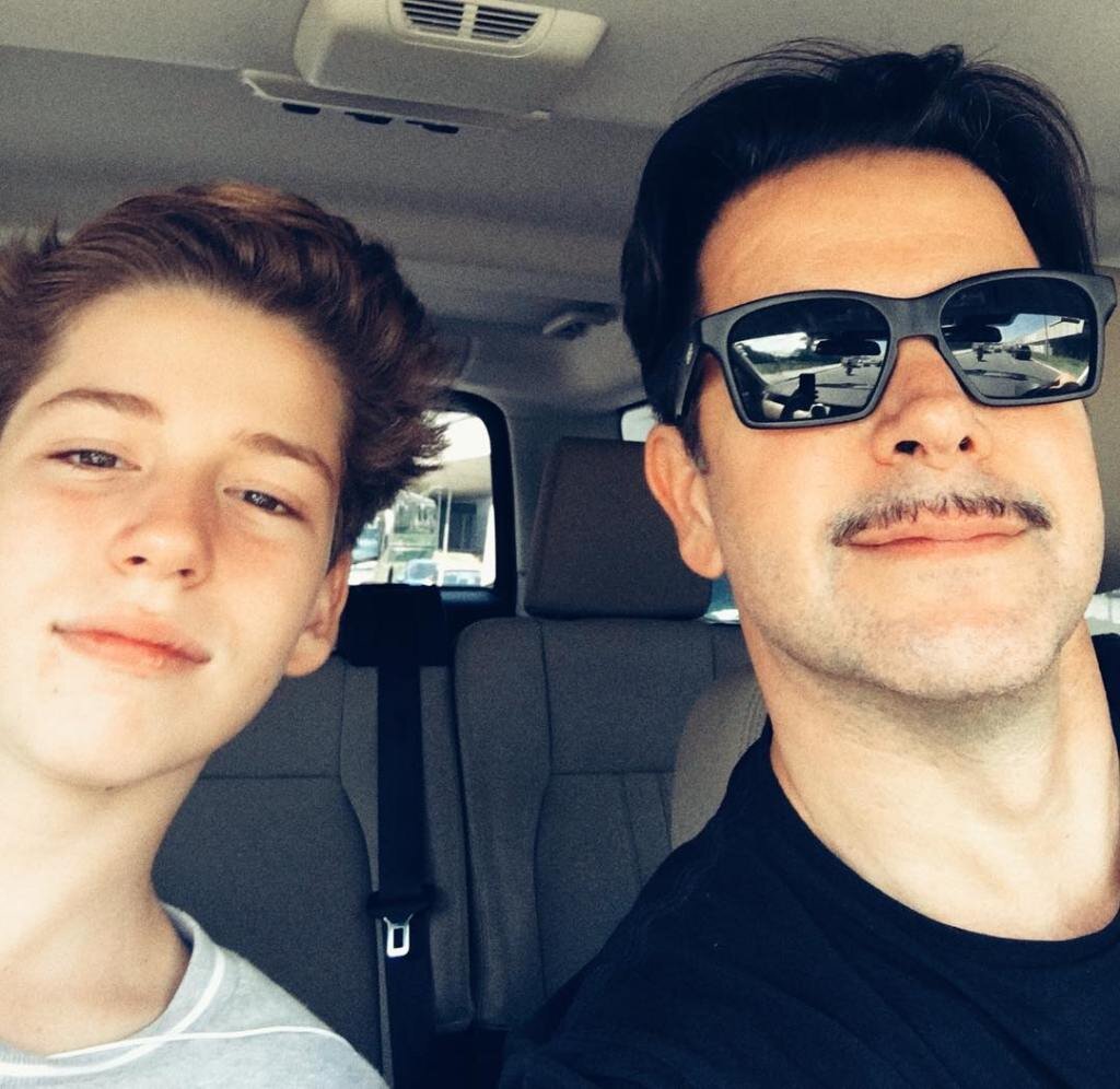 Мурилу Бенисиу с сыном