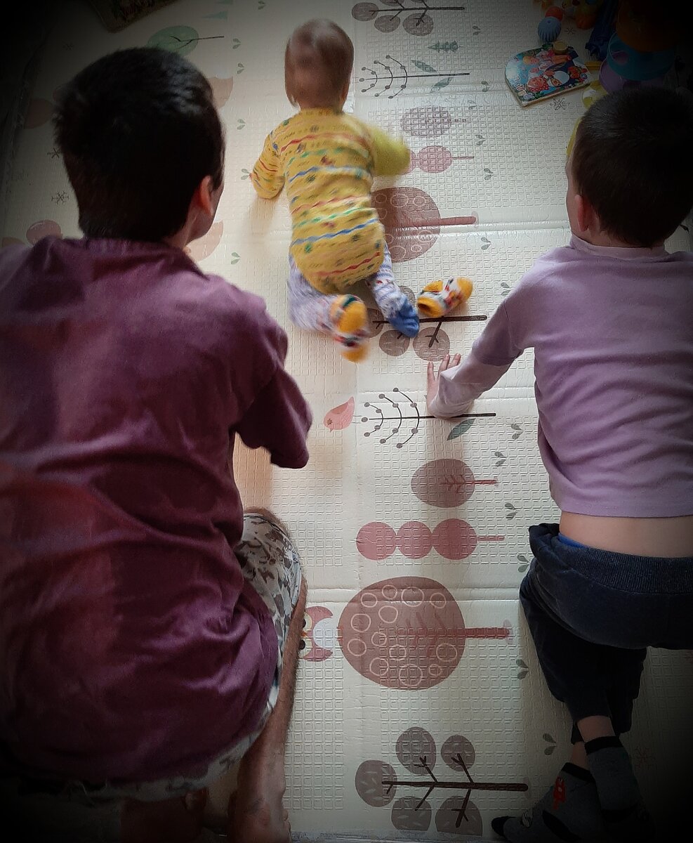 Играем всей семьёй 