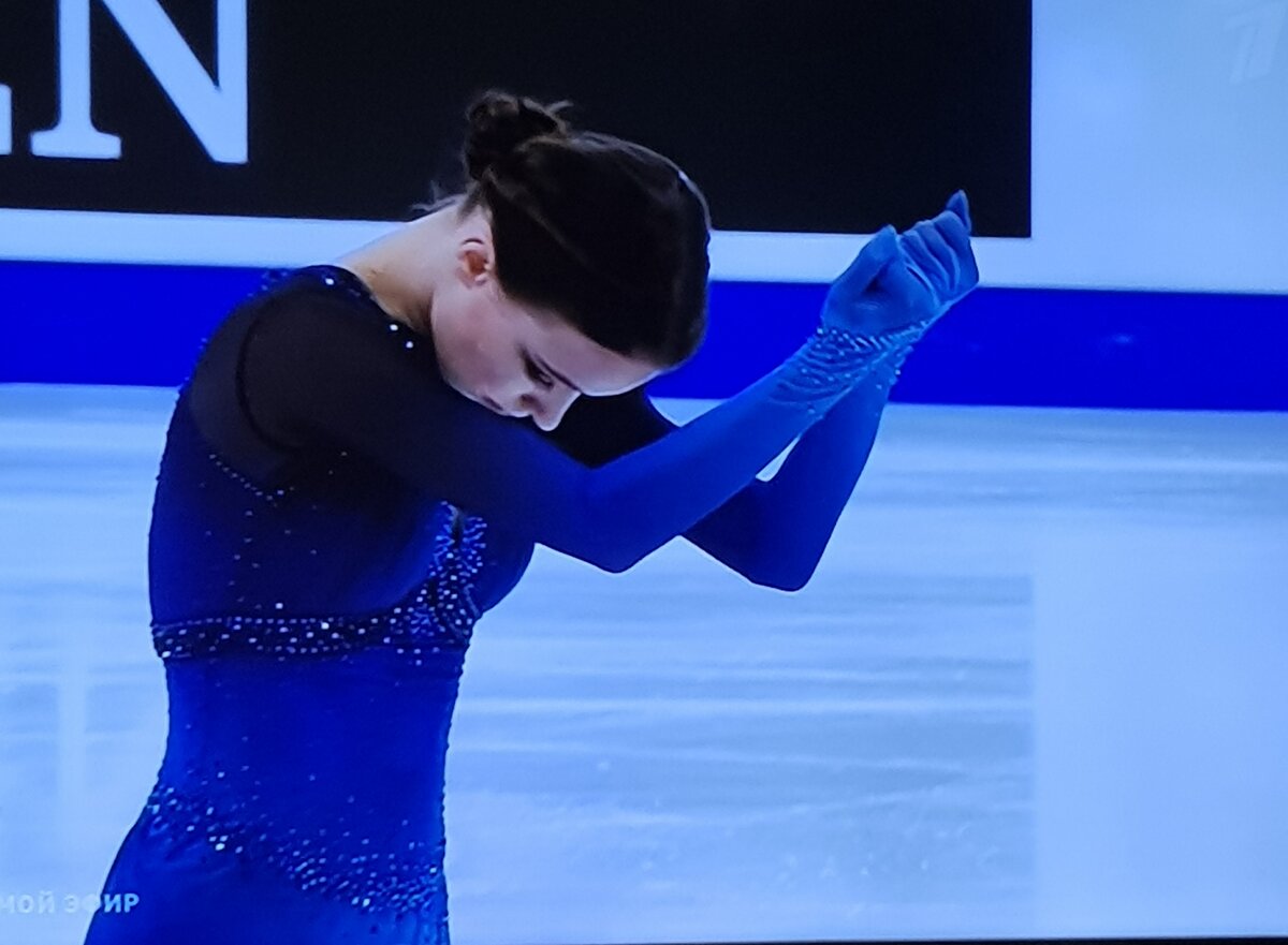 Прекрасно выступила наша Анна Щербакова