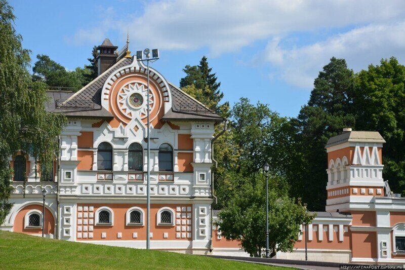 Резиденция патриарха кирилла в переделкино фото