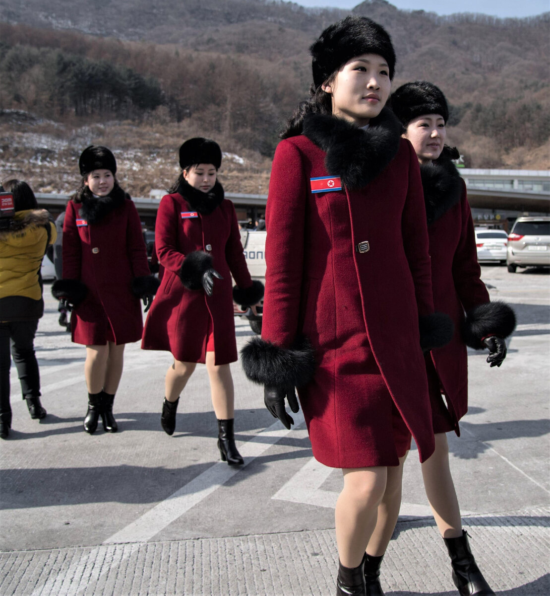 В 2010 году 20 летняя девушка Ми Хян бежала из Северной Кореи и рассказала в интервью журналу Marie Claire о том, что несколько лет служила в секретной государственной бригаде «киппымчо» (дословно в-2