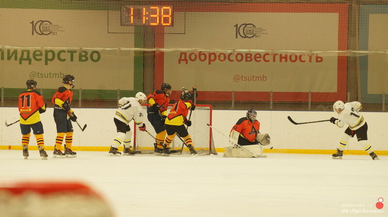 Автор Роман Черников