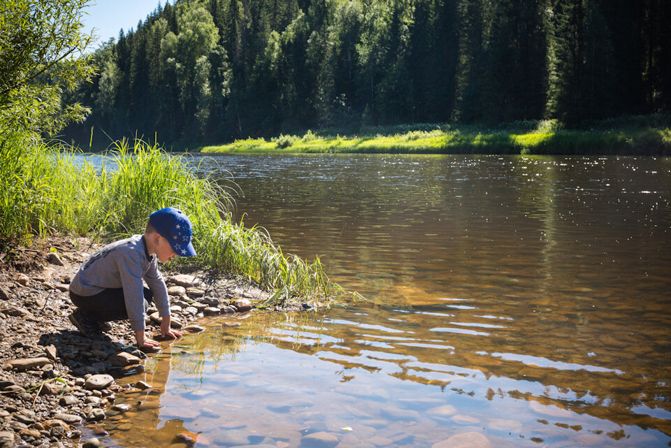 Мишку было не оттащить от воды…