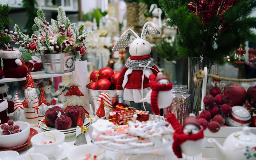    Новогодние подарки: 10 идей, что можно купить на праздник до тысячи рублей