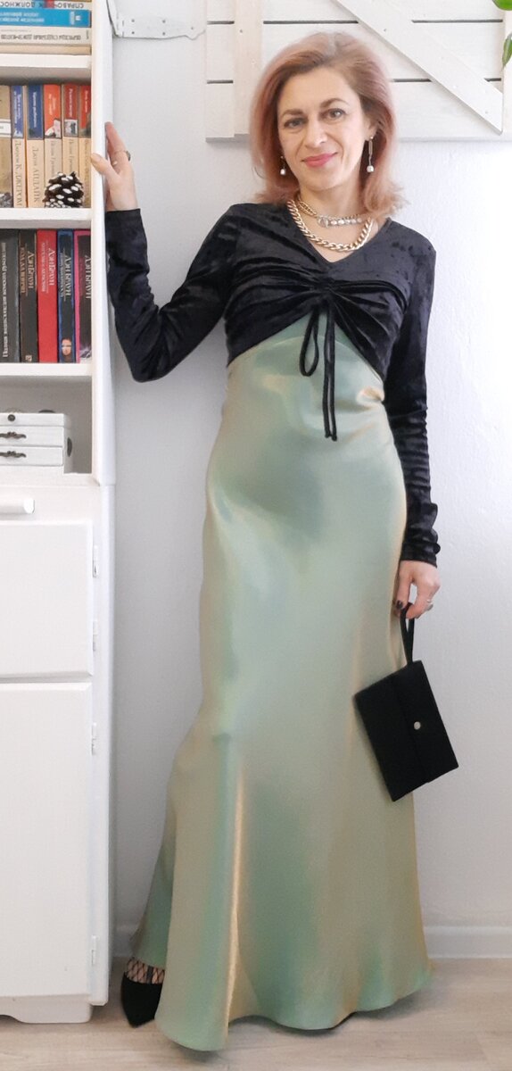 Топ и платье из секонд-хэнда.